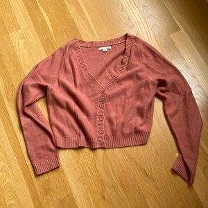 American Eagle cropped knitted button down